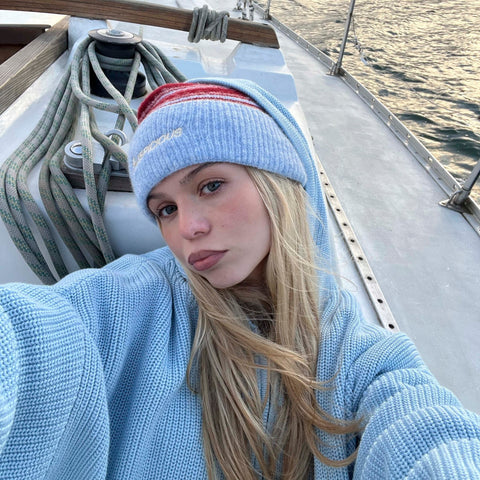 Winter3 / Striped Beanie - Red & Blue