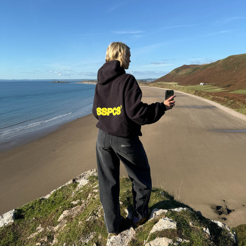 Fall / Backmark Hoodie - Black