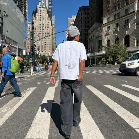 Winter1 / Apres in 5 Tee - White