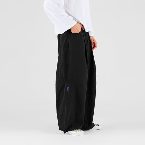 Summer Breeze / Basic Big Tech Pants - Black
