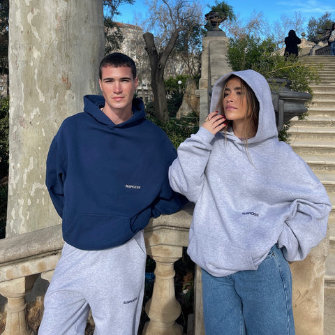 PL / The Essentials Hoodie - Navy