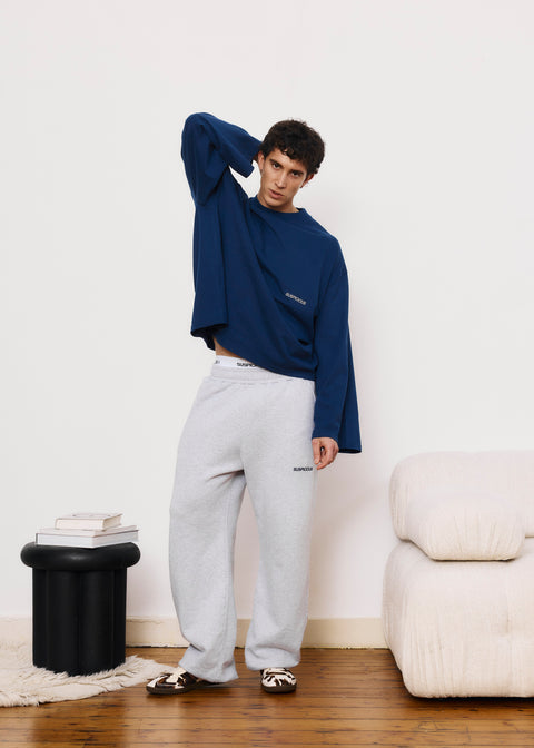 The Essentials Longsleeve - Navy