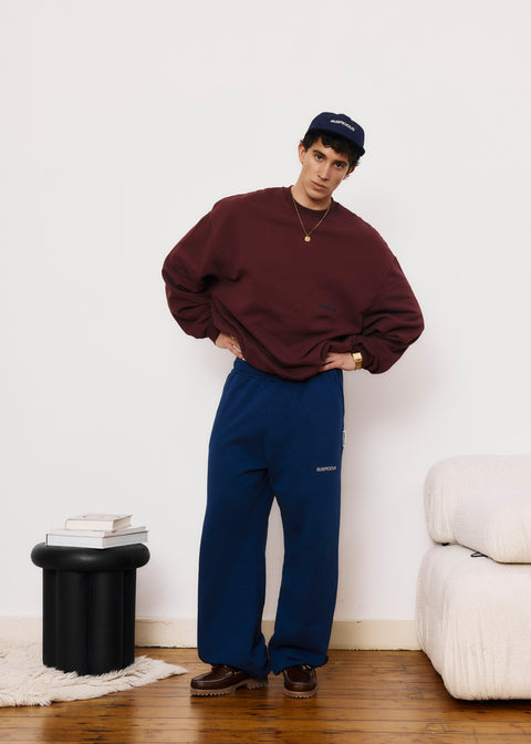 The Essentials Crewneck - Burgundy