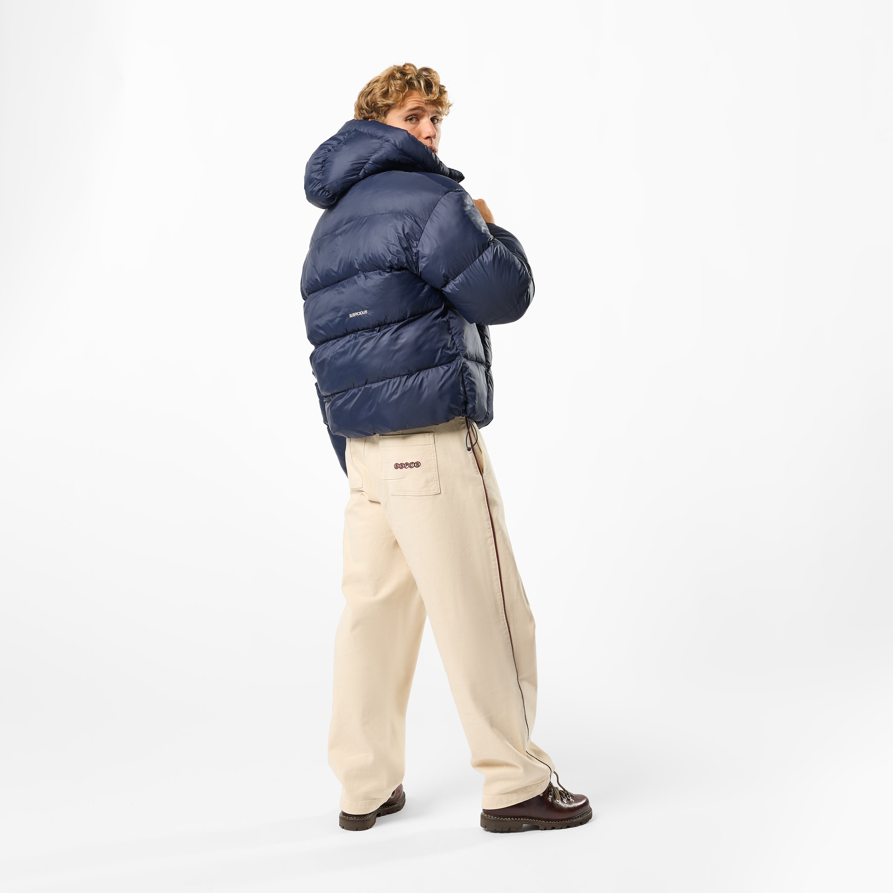 Essentials Puffer - Navy – Suspicious Antwerp