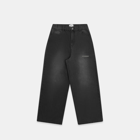 Winter 5 / Essentials Roomie Jeans - Black