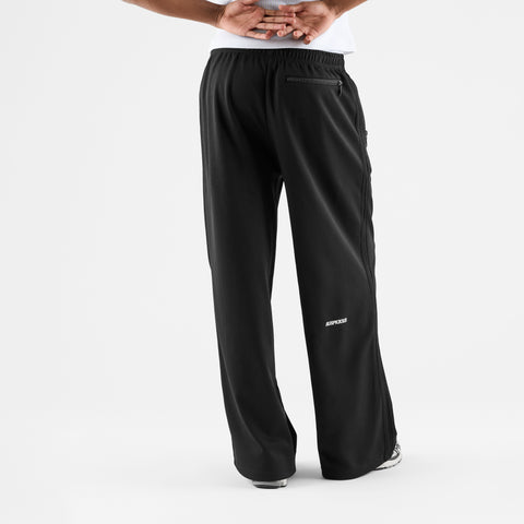 Football / Essentials Track Pants - Black