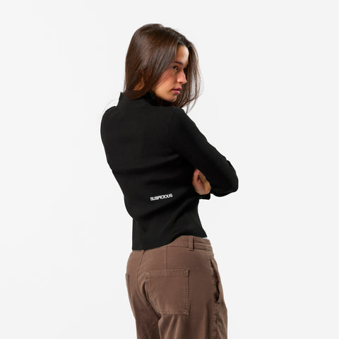 Winter 5 / Essentials W/ Fitted Zip-Up - Black