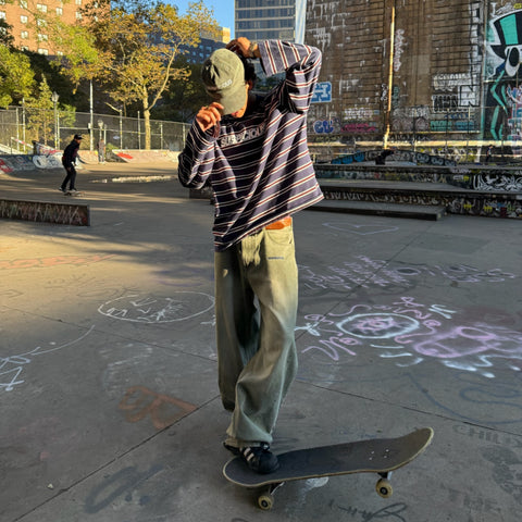 Winter1 / Striped Longsleeve - Navy & Red